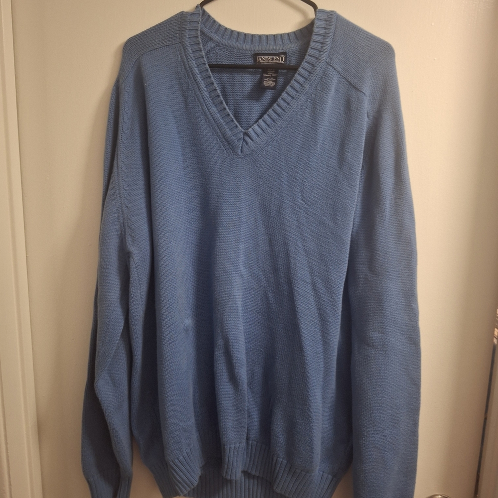 JACHS Men's Blue V-Neck Sweater